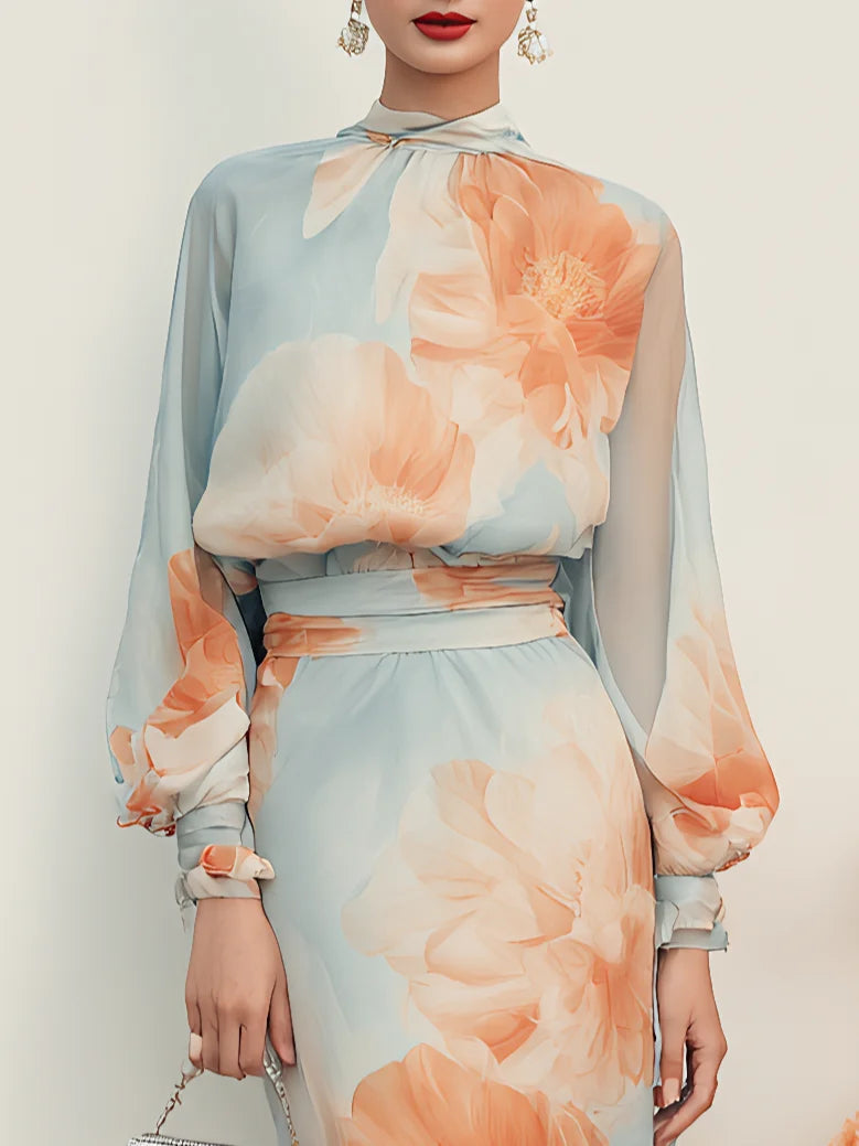 Socorro | Conjunto de dos piezas: top de cuello alto y manga larga con falda floral romántica