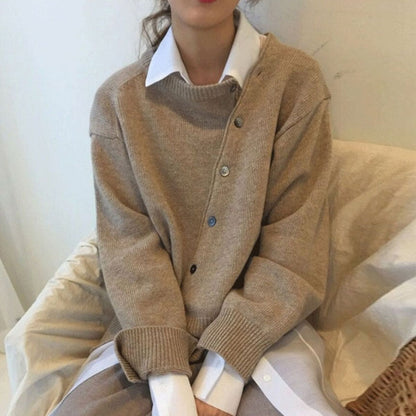 Juana | Chaqueta de Punto con Botones Asimétricos