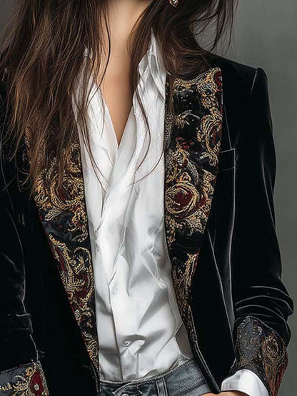 Ángela María | Blazer Negro Entallado con Estampado Barroco
