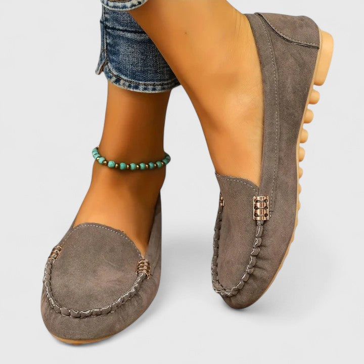 Felisa | Mocasines Ortopédicos con Detalle Metálico