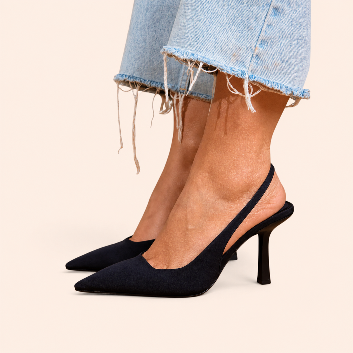 Pilar | Salones Ortopédicos Elegantes