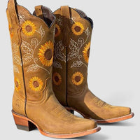 Belén | Botas Camperas con Bordado Floral