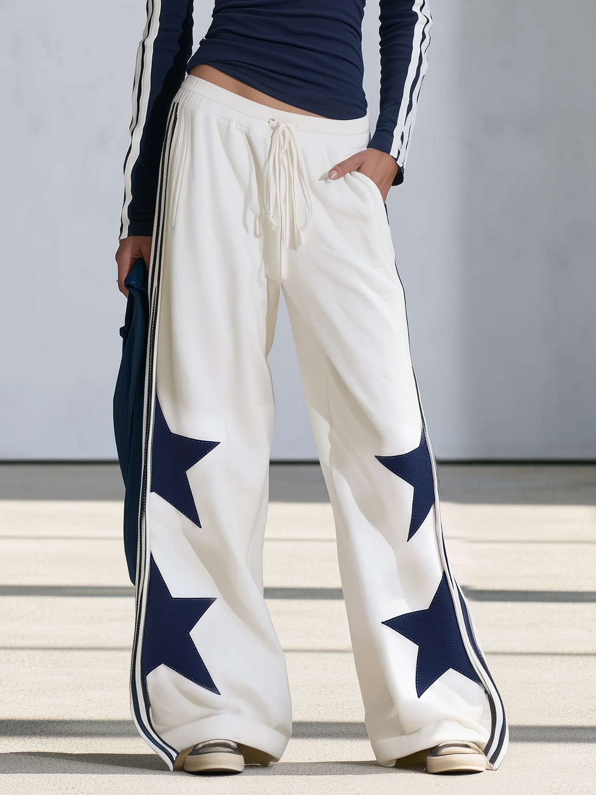 Esther | Conjunto de top de manga larga con estampado de estrellas azul marino y pantalón de pierna ancha