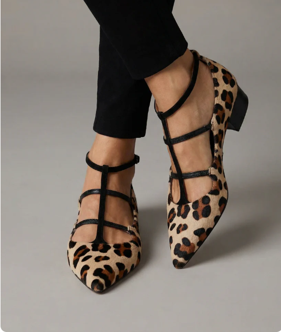 Carmen Luz | Zapatos de Tacón con Tira de Leopardo