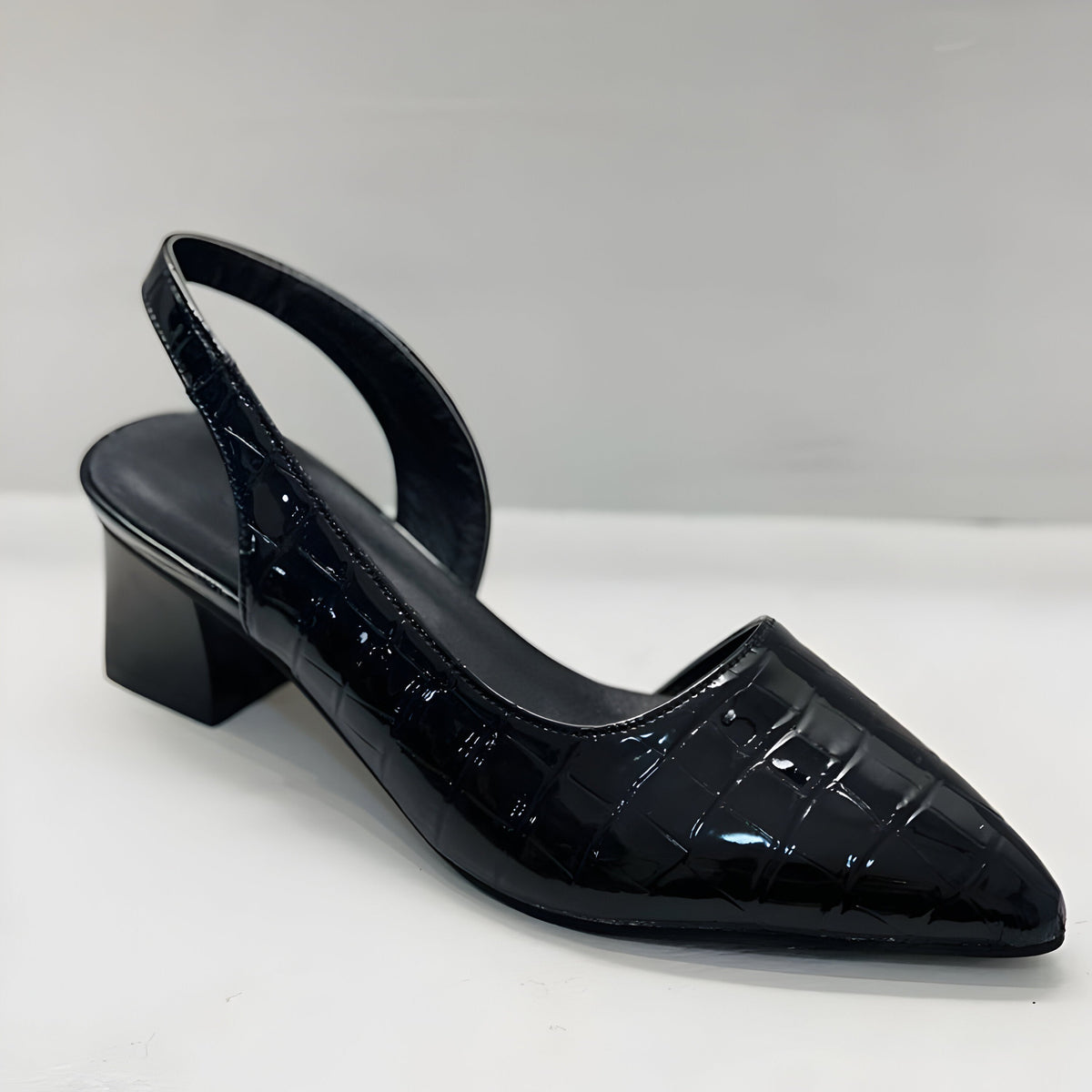 Mari Feli | Zapatos de Tacón con Puntera Ancha